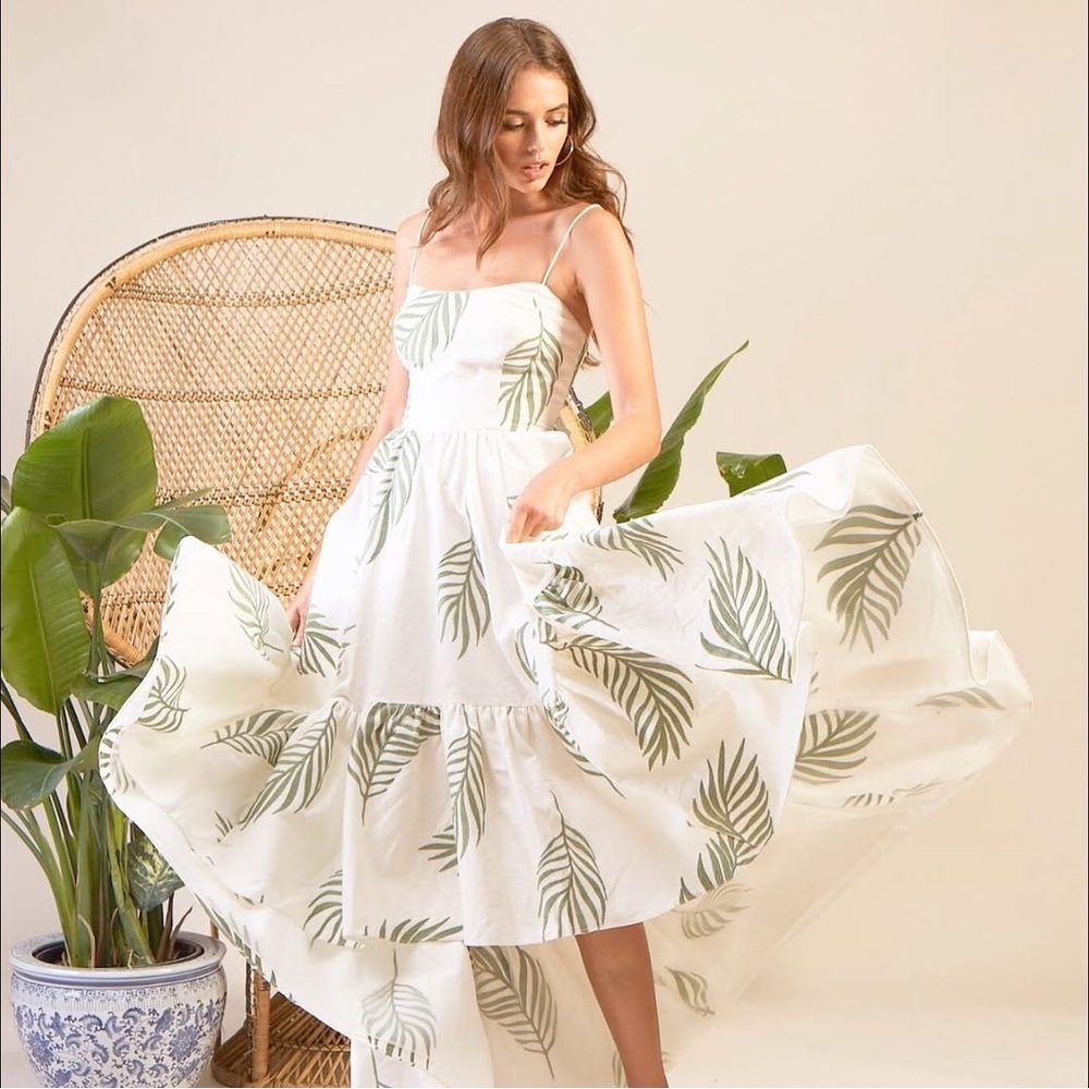 Mestiza NY Cleo Ballgown Size 2 Embroidered Palm Leaf Print Off-White Green